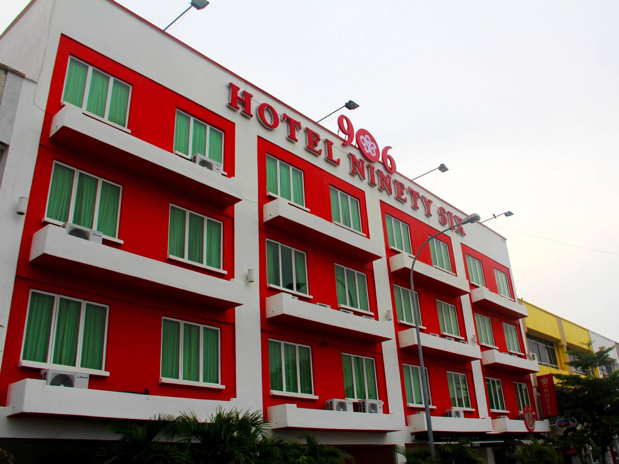 906 Hotel Melaka Raya Exterior photo